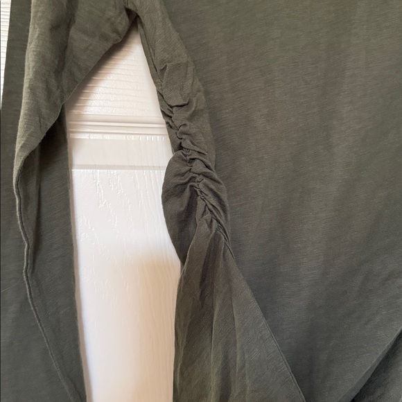 Madewell Olive Green Long Sleeve Cinched Waist Women's Top Medium NWT - Picture 3 of 3